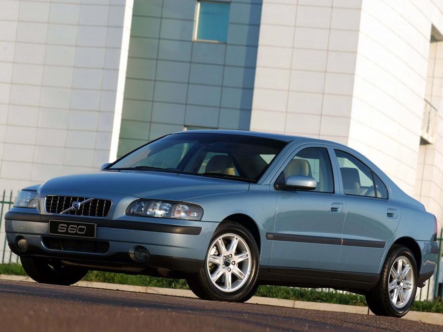 Volvo S60 2000 года  (ZA) (фото 1 из 10)